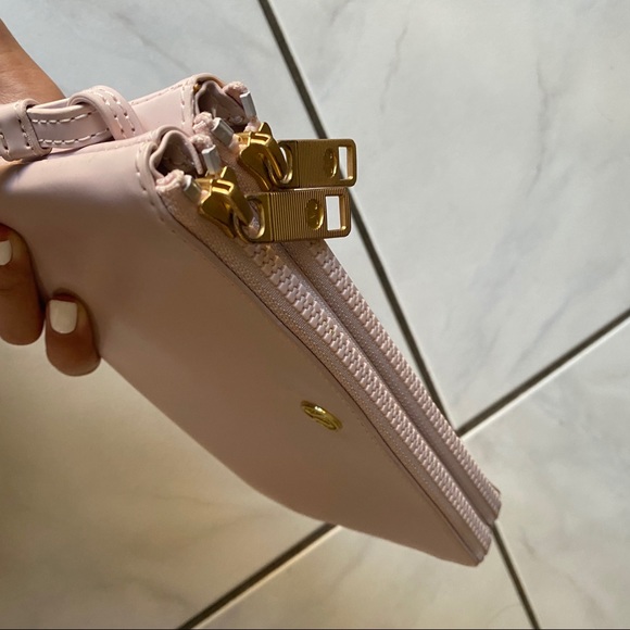 Lululemon Double Up Pouch - Picture 3 of 5